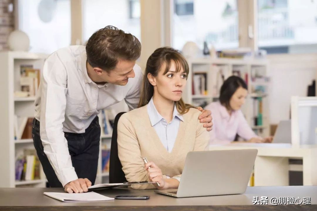 容易轻信他人是什么原因,特别容易轻信他人的话