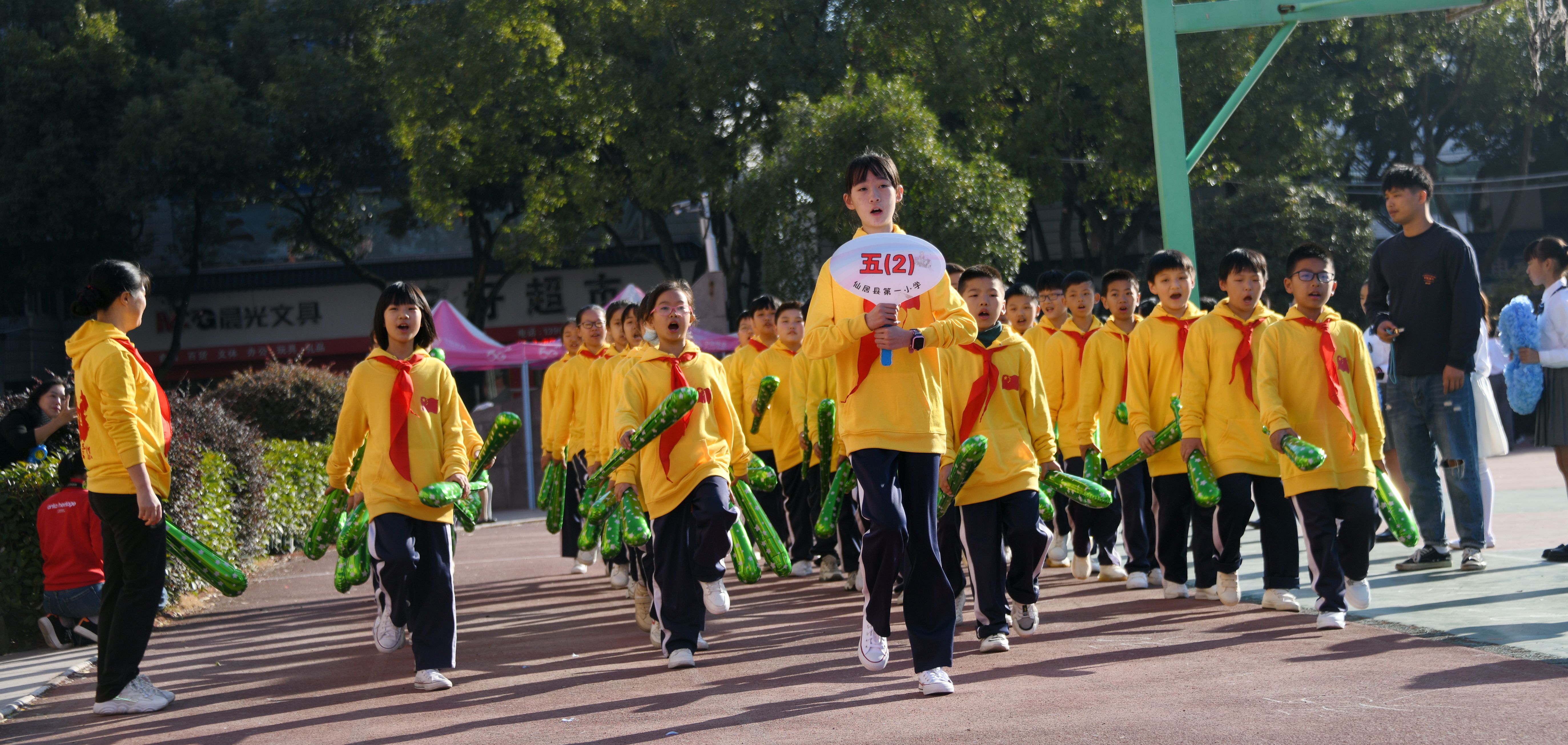2016年仙居县中小学生运动会,学校运动会开幕式奇葩服装