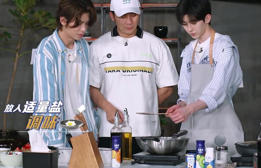 奔跑吧第十二期蔡徐坤被p了吗,蔡徐坤奔跑吧2020第三期名场面