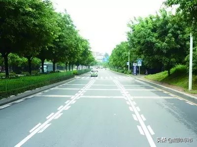 高速公路上的路标及图解,高速公路指路标志数字