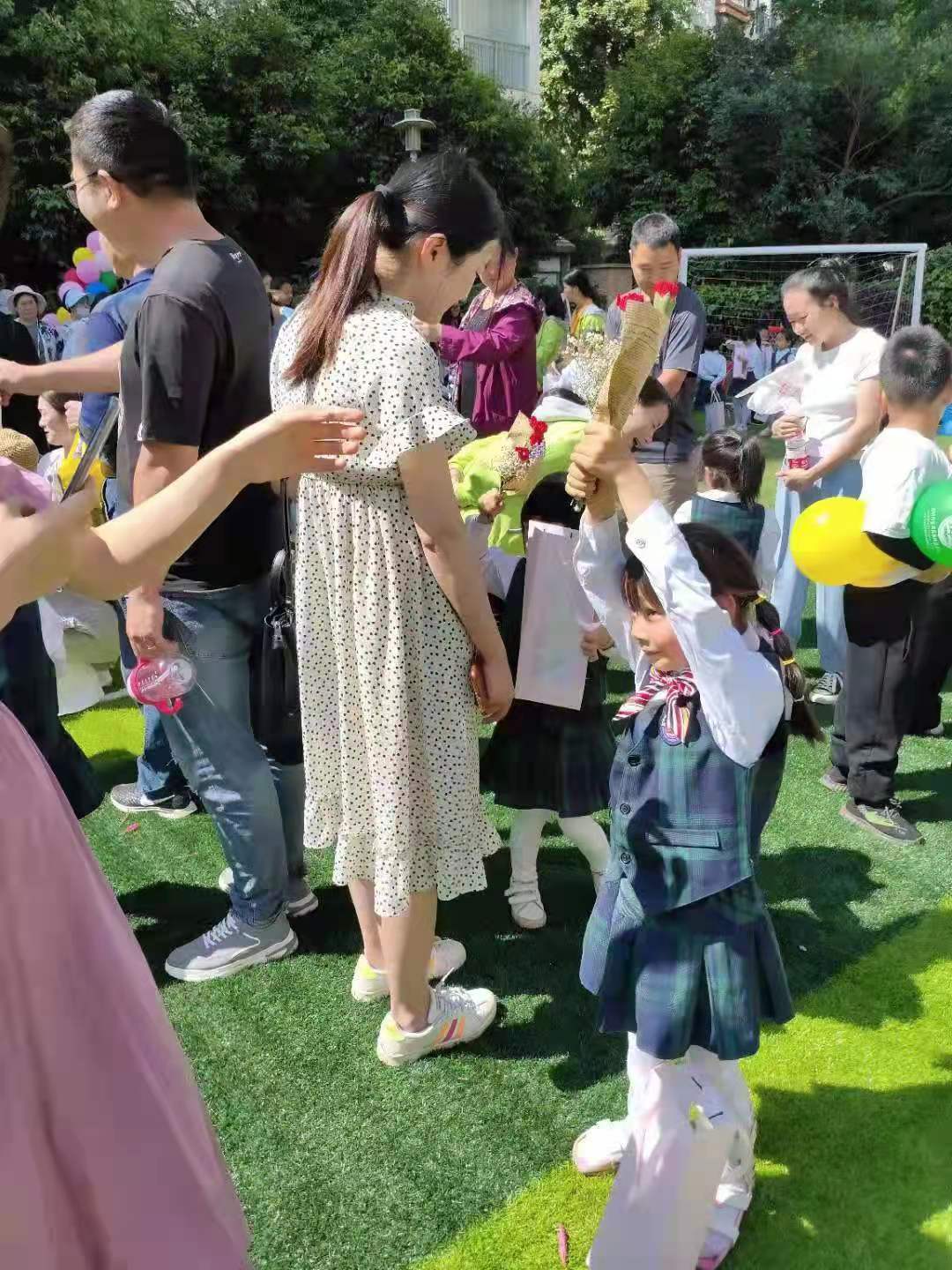 浓情五月幼儿园,浓情五月感恩母亲节幼儿园