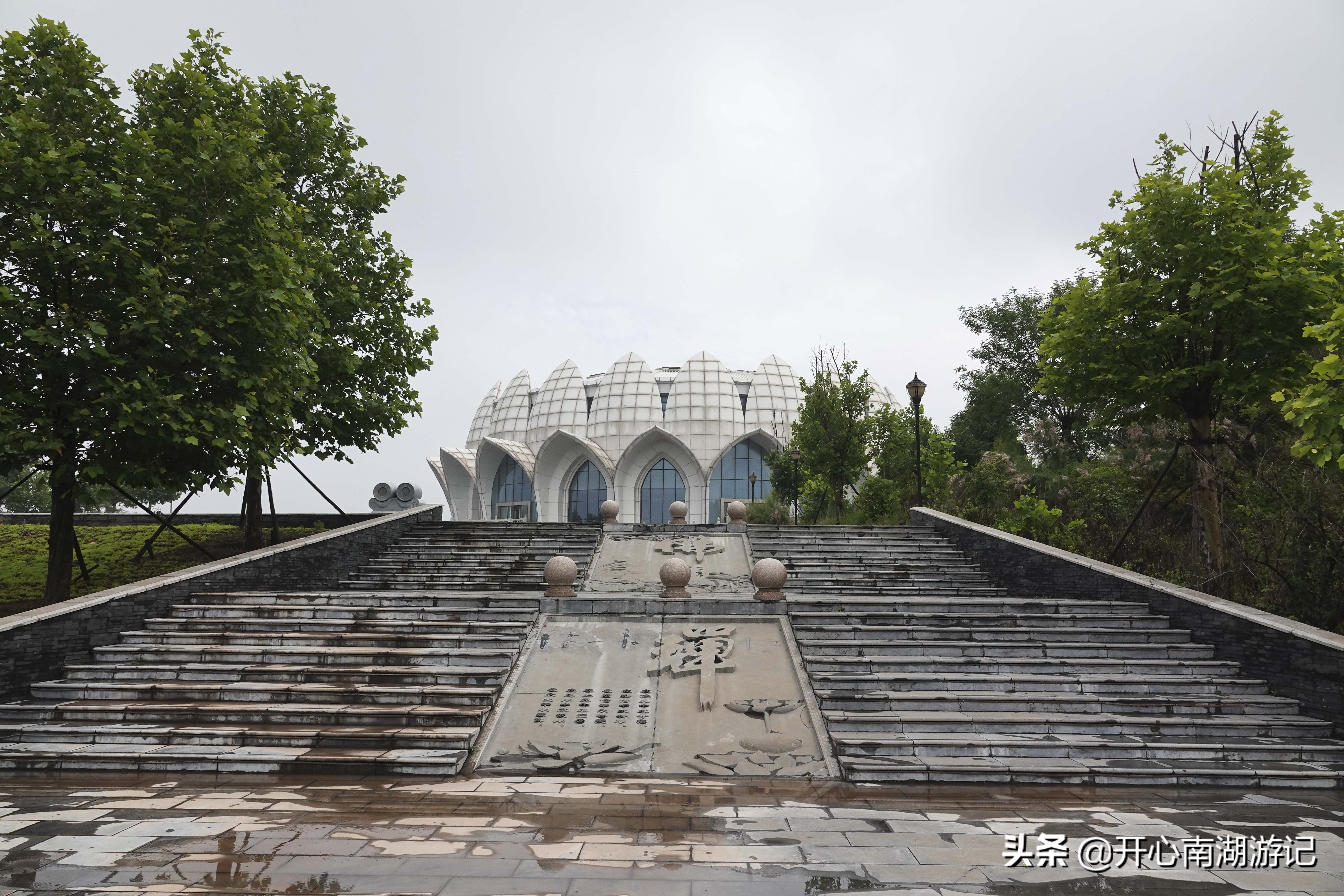 一花一世界，一叶一菩提，与浪漫的月坨岛比邻，菩提岛你去过吗？