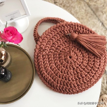 好看的毛线编织小包包,春天里的小包包