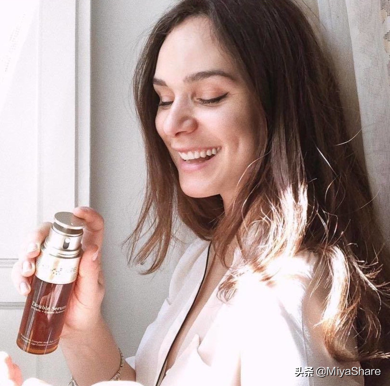 颈部有颈纹怎样祛颈纹,如何去除颈纹的最有效方法