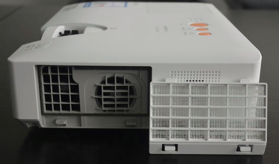 拼多多投影仪推荐家用性价比高,拼多多上的200投影仪靠谱吗