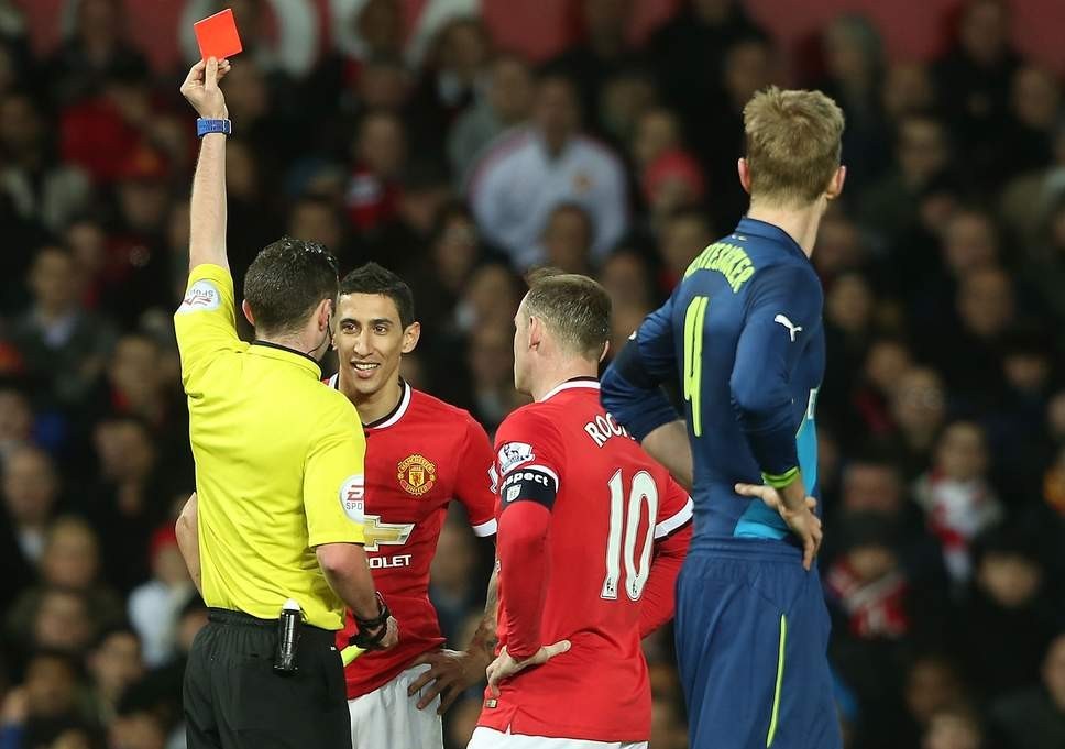 天使红魔恩仇录：一场尴尬分手后的相看两相厌