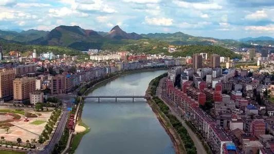 走遍千山万水故乡的风景最美,走遍家乡山水