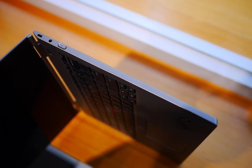thinkpadx1titanium怎么样,thinkpadx1carbon2021使用体验