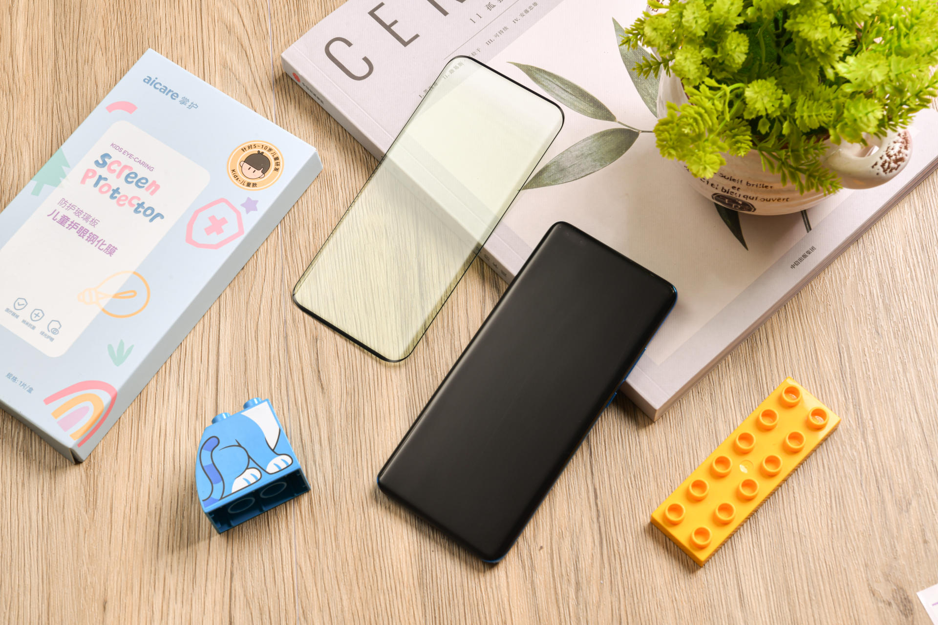 手机钢化膜三无产品能卖吗,手机钢化膜买了不马上贴行不行