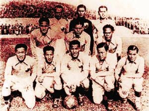 谭咏麟和他的妻子有儿子吗,谭咏麟的两位妻子及孩子