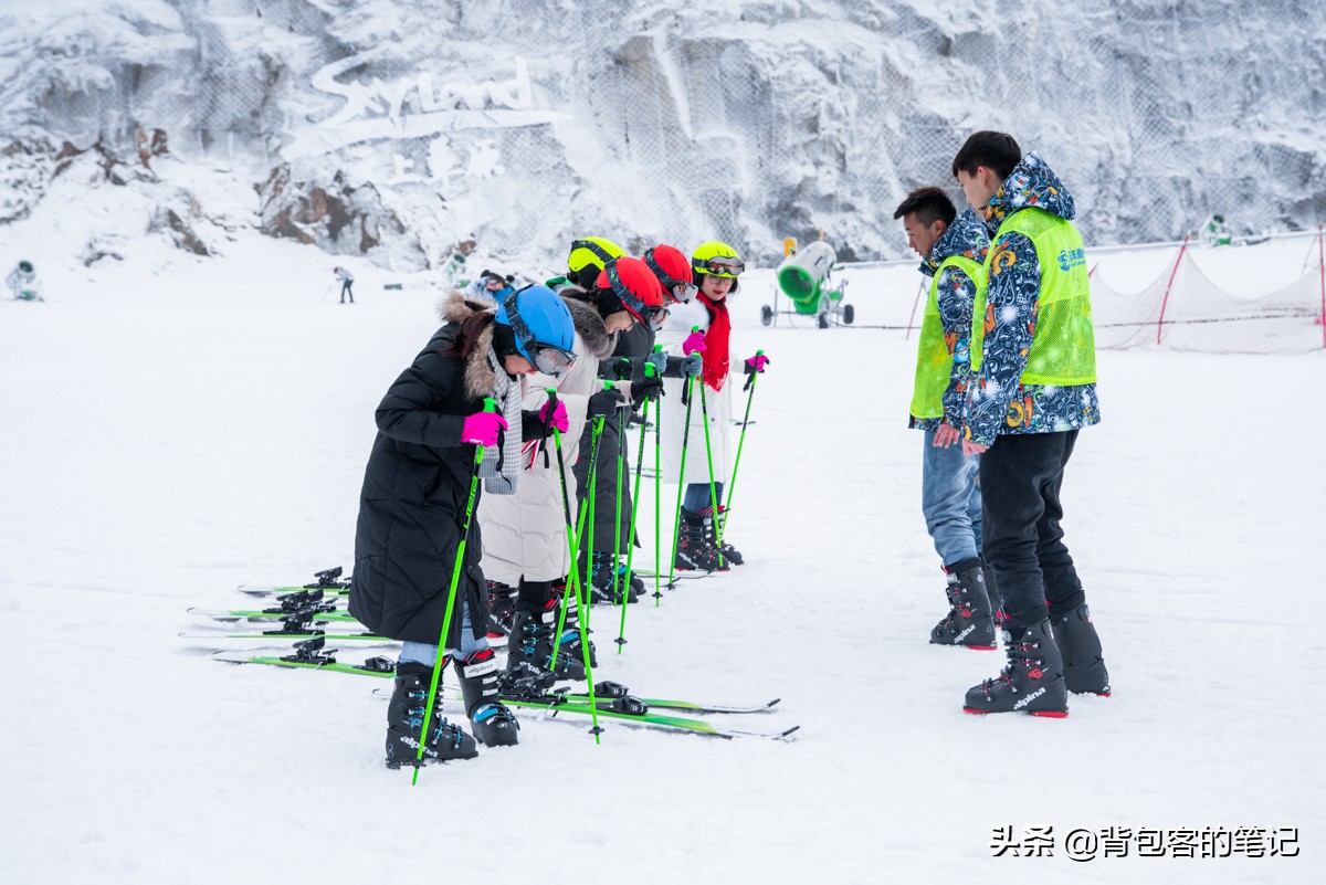 安吉云上草原滑雪真实照片,安吉云上草原滑雪场有多少度