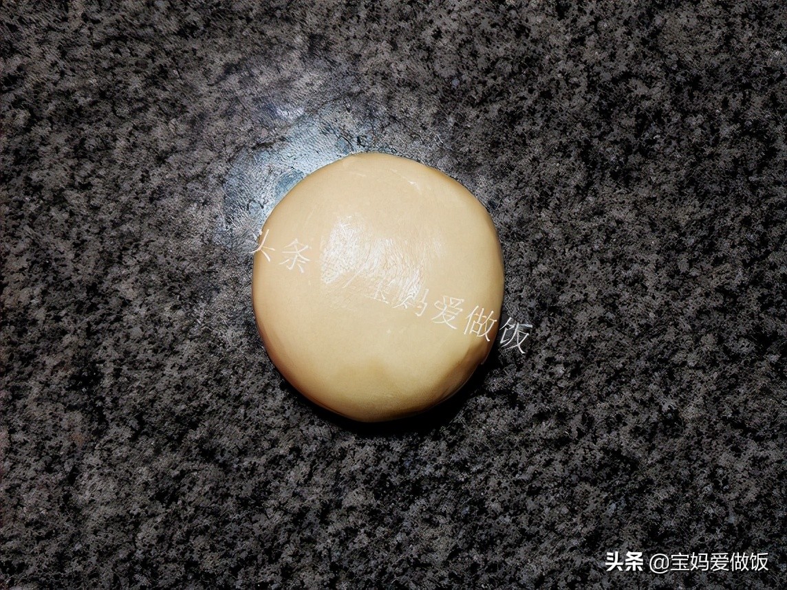 自制平底锅版酥皮绿豆饼,简易的酥皮绿豆饼教程