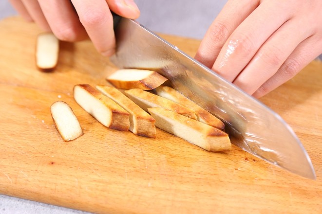 炒腊肉要不要生姜和蒜,炒腊肉要不要加水