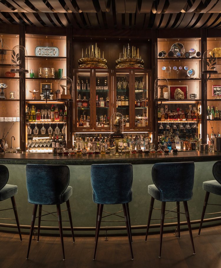 老派复古美式酒吧设计,美式凹型酒吧设计