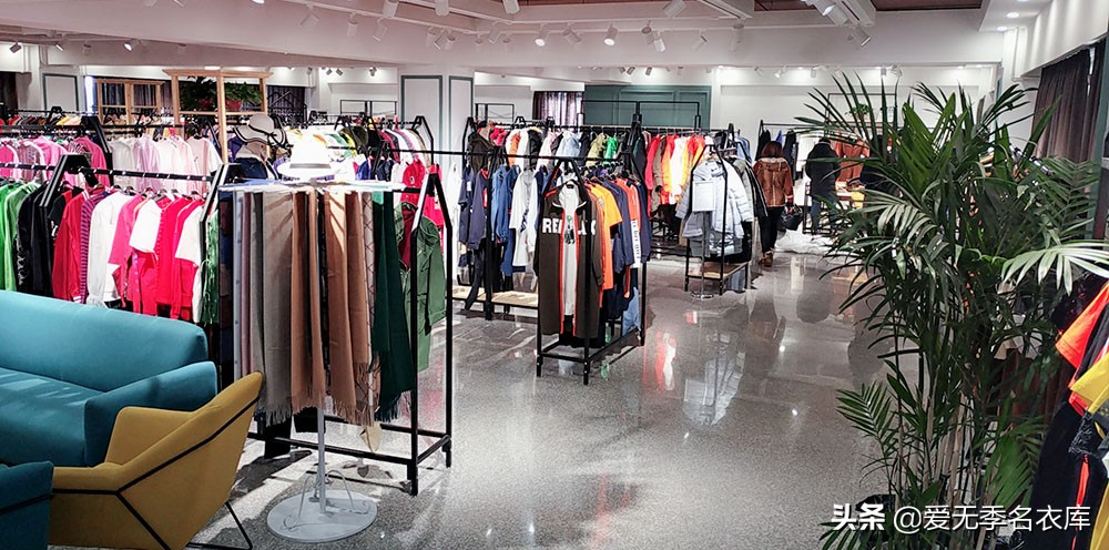 品牌折扣女装批发技巧,名品折扣女装批发