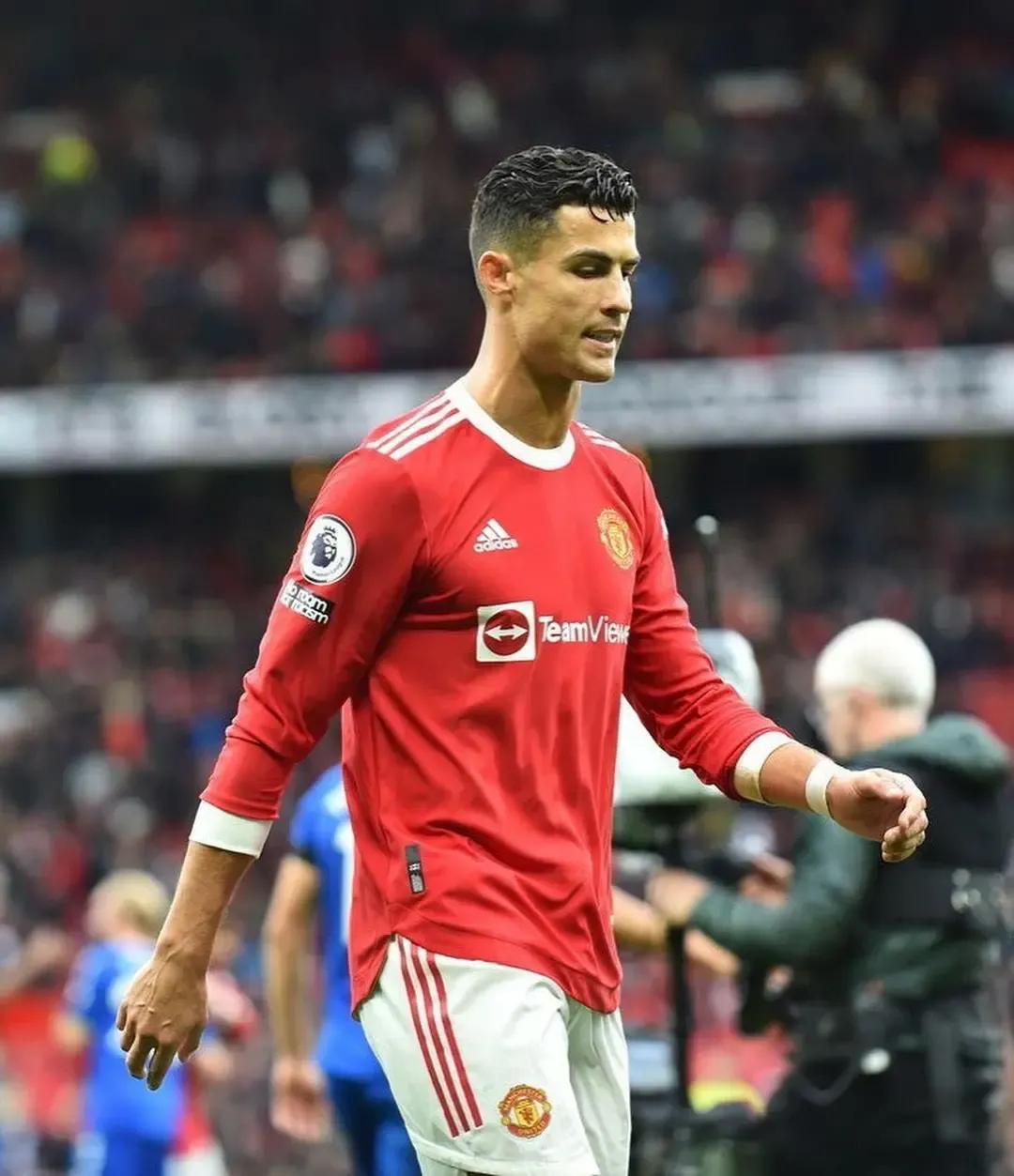 足球大盘点巴萨最强阵容,足坛历史上最贵的十位球员