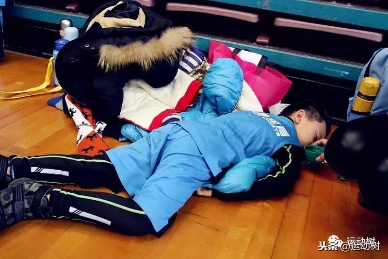 中国篮球名宿走进学校,中国篮球名宿26分