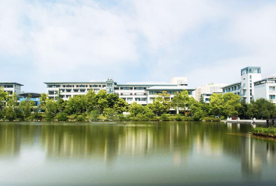 在重庆大学,有你向往的生活!