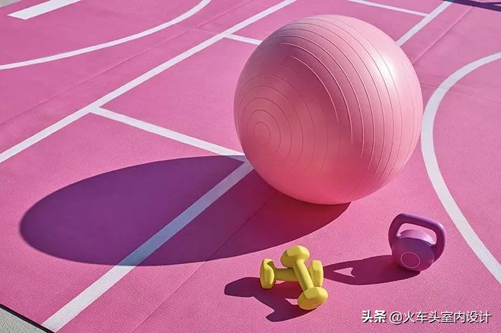 芭比娃娃60厘米美丽可爱,芭比娃娃60厘米的家