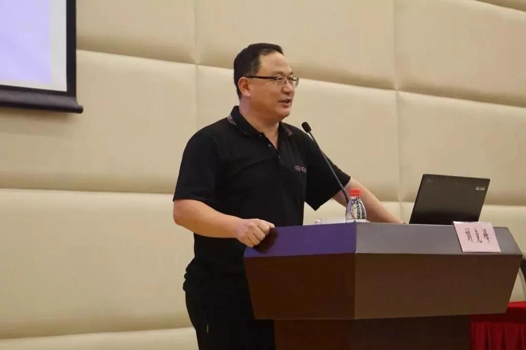 丘成桐论中国数学,丘成桐谈中国和外国数学差距