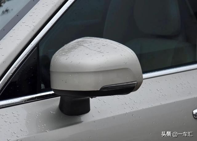 沃尔沃xc902022款座椅放平,老款沃尔沃xc90后排座椅怎么放倒