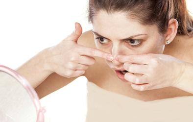 如何让脸上不要反反复复长痘,要想不长痘不能吃什么