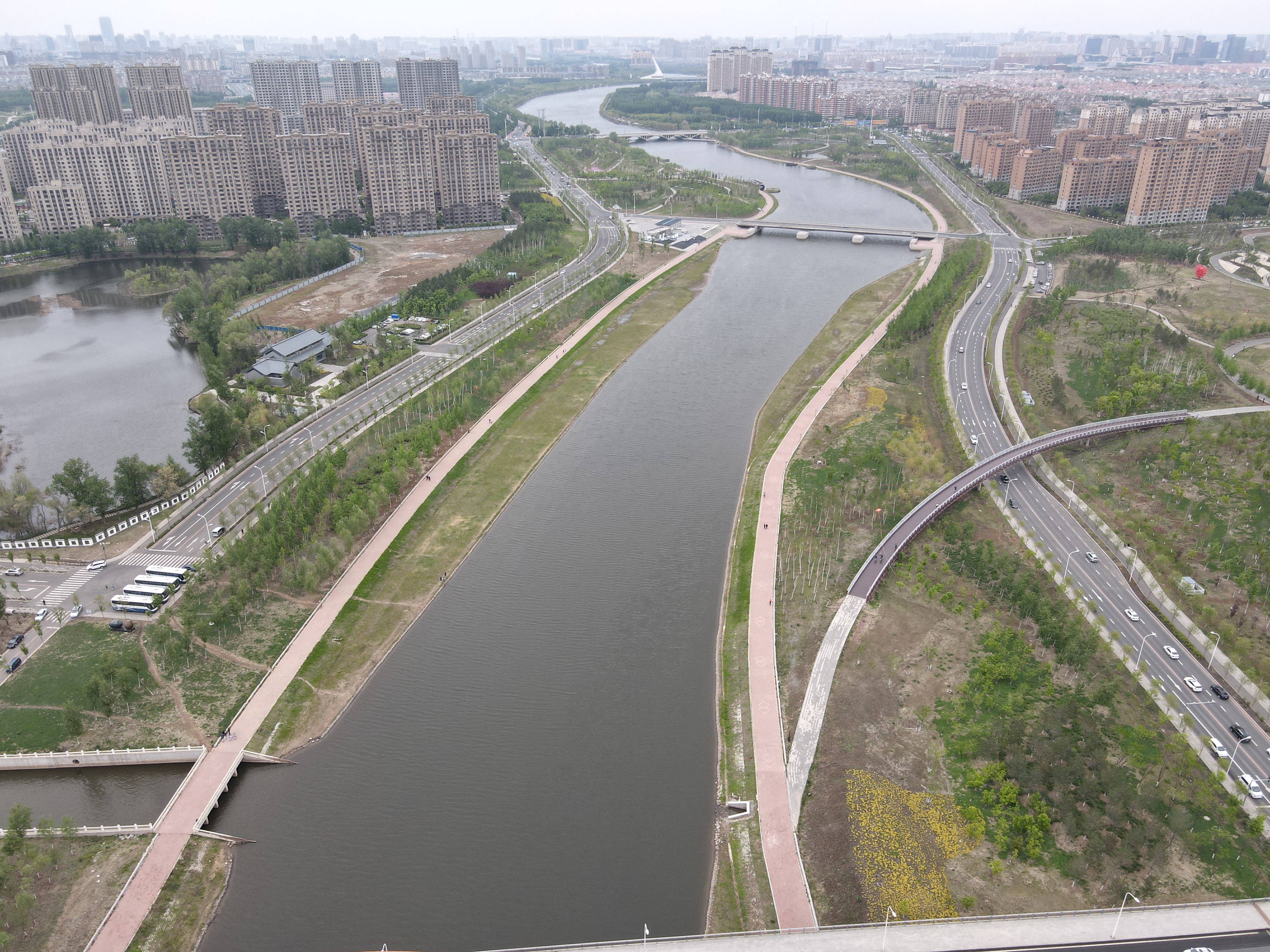 大疆御mavicair2航拍大图,实拍大疆御mavicair2航拍无人机