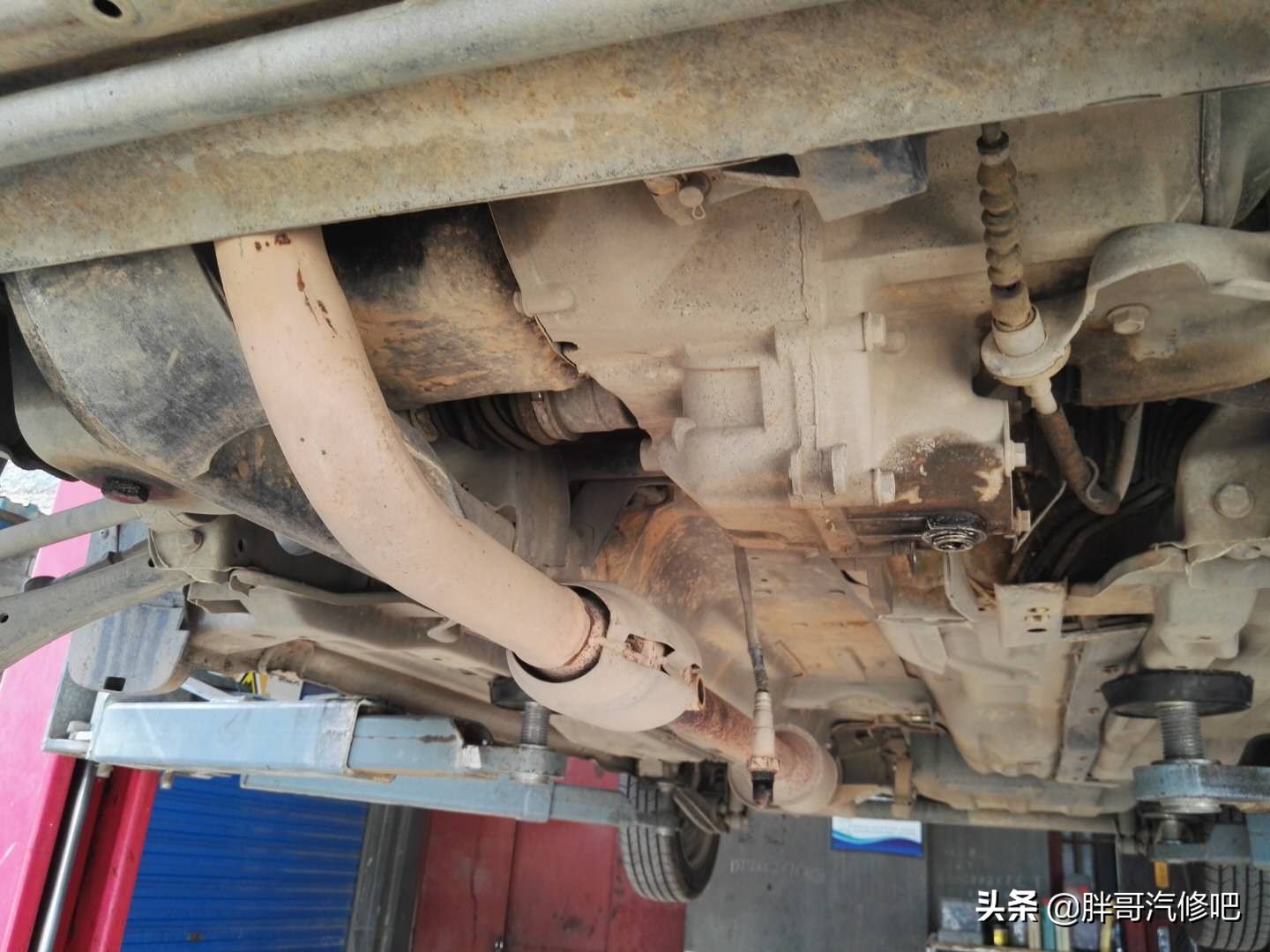 离合器重、换挡抖动不平顺，胖哥拆解教大家分析找原因