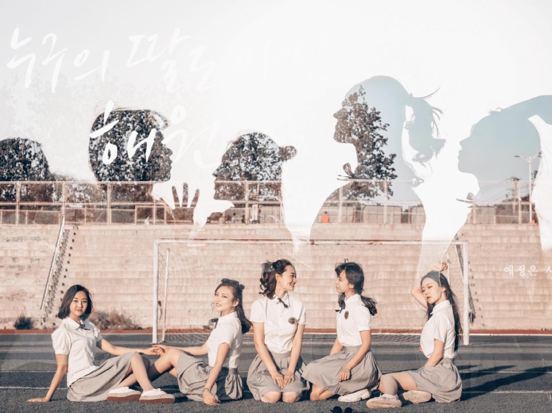 漂亮的女高中生校园校服照,大学女生穿校服自拍