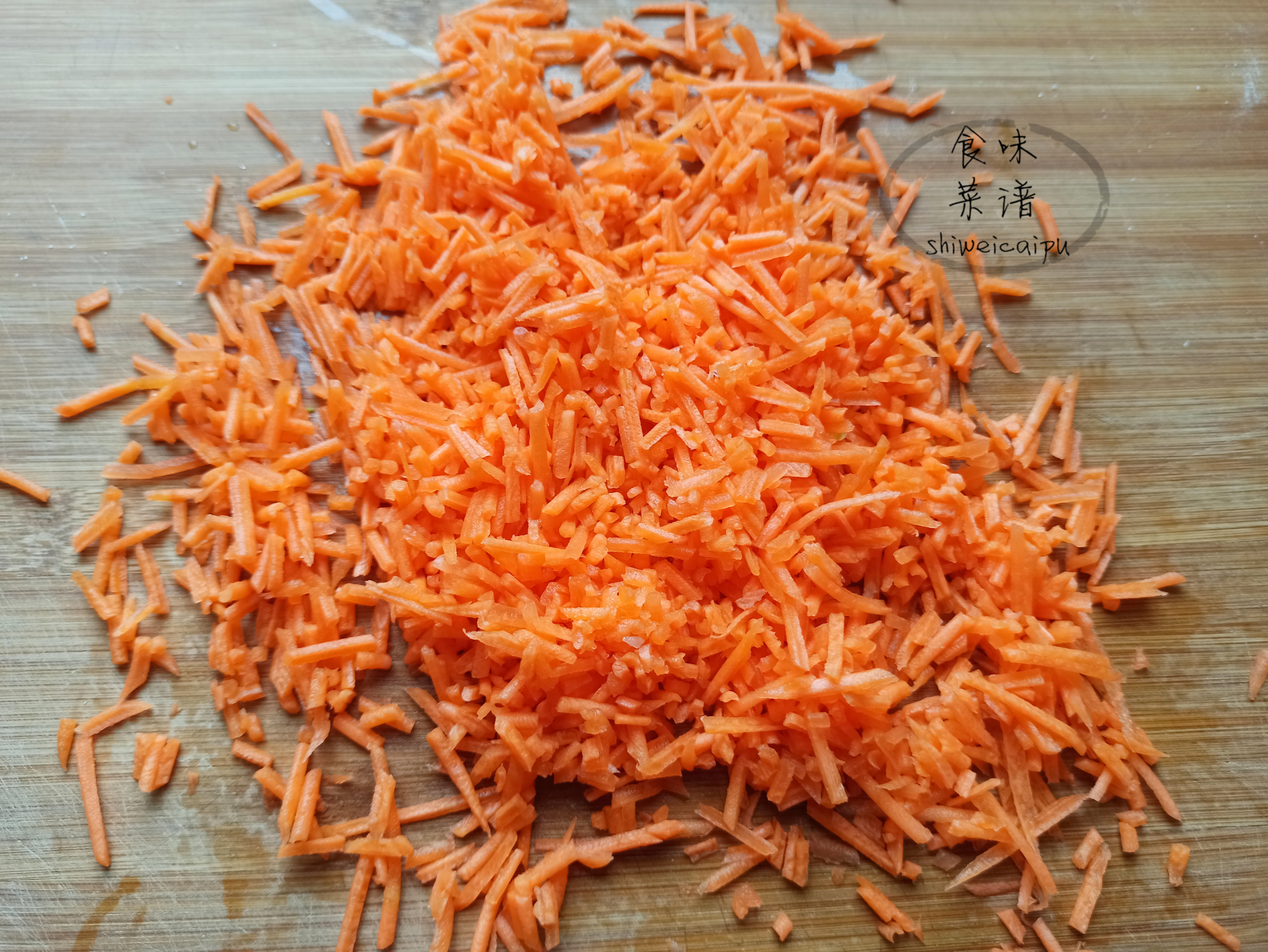 地瓜和白面一起炸丸子的做法,过年必备炸萝卜丸子做法