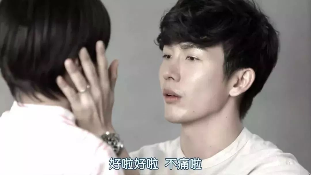 当有人说你家娃“不男不女”：严肃来侃《吹落的树叶》变性话题