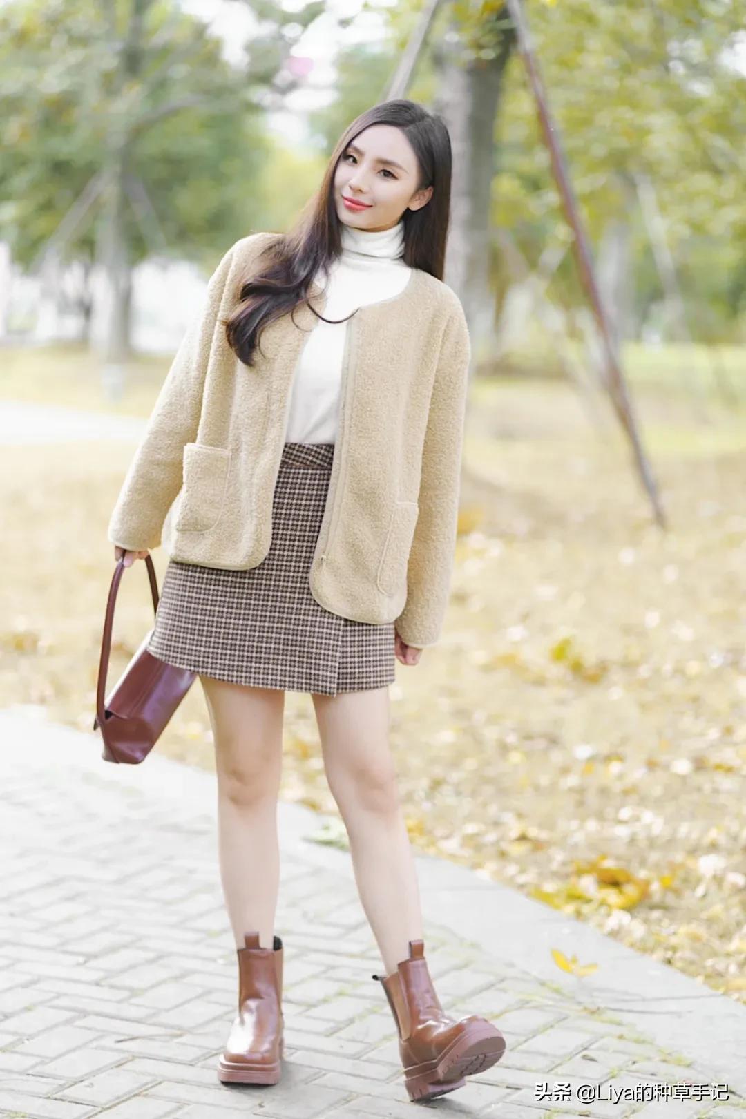 现在流行的羊羔毛外套,今年流行羊羔毛外套