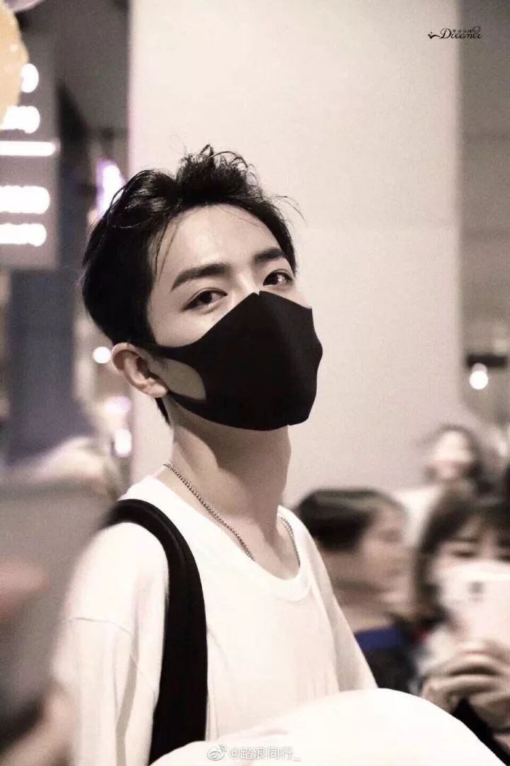 肖战怎么成为人气男神,肖战撩人的最高境界