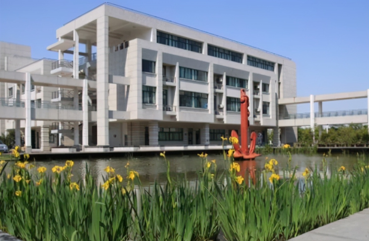 上海这所普通本科大学“真硬气”,录取分比211还高,实力怎样