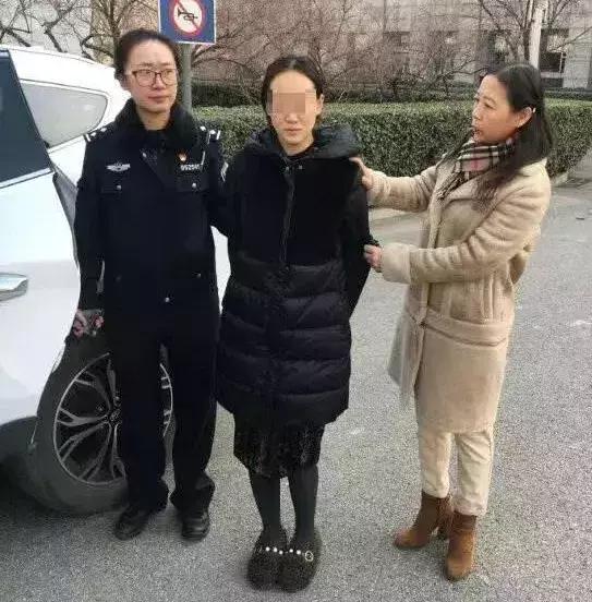 合肥警方凌晨突查娱乐会所,出动4000警力抓捕现场