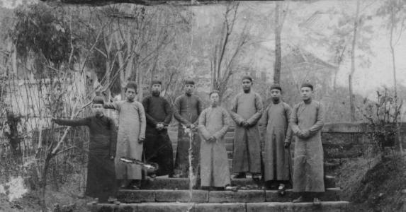 民国中式服饰,民国穿长衫的先生