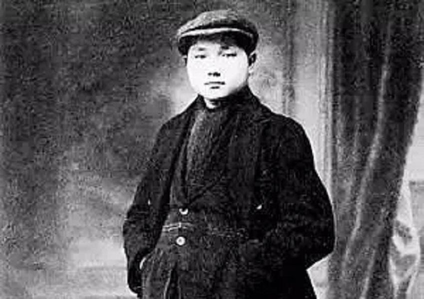 毛主席是如何评价*云陈**、*小平邓**的？