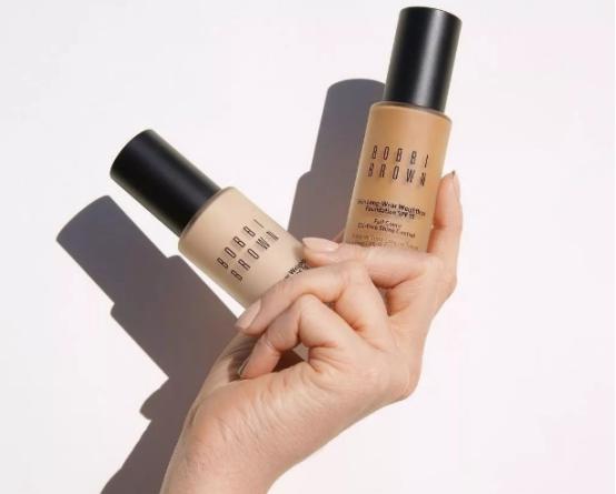 芭比波朗366和阿玛尼206对比,芭比波朗粉底液持久遮瑕测评