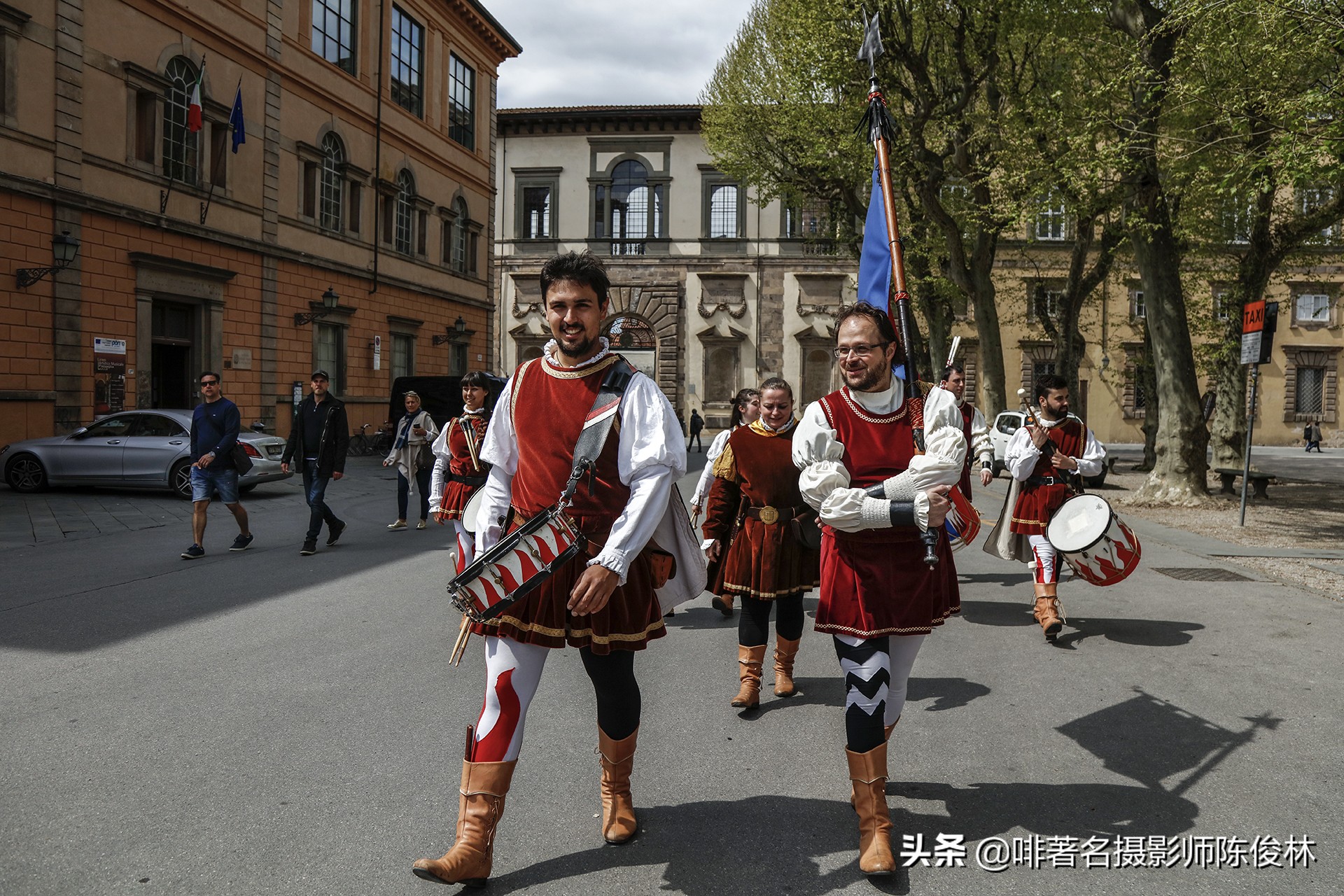 比萨和卢卡，一城因歪了的塔著名，一城躲过二战轰炸保存中世纪原貌
