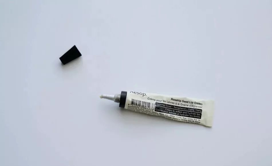 唇膏推荐50左右,推荐适合秋冬天涂的唇膏