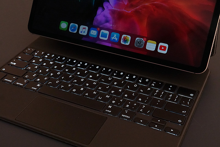 妙控键盘2021款和2020款的区别,妙控键盘开合角度