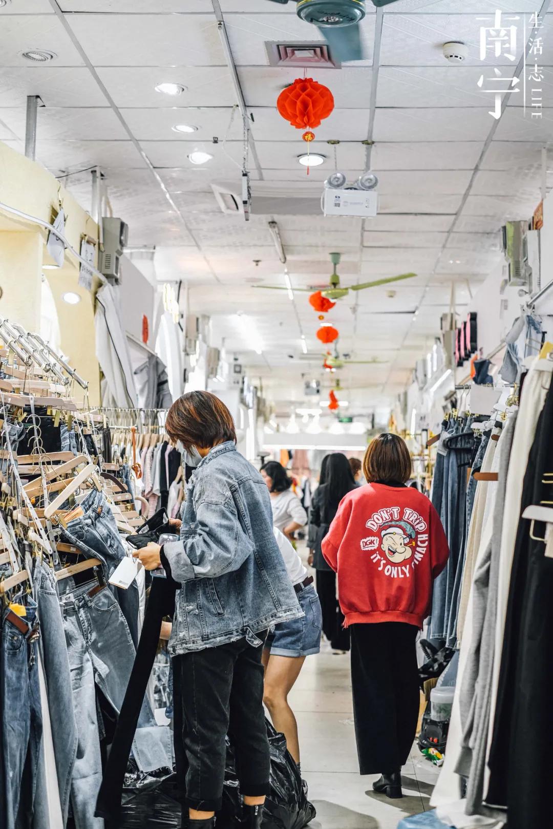 曾创出上亿流水,一个档口就能买宝马730,南宁这地方如今已没落