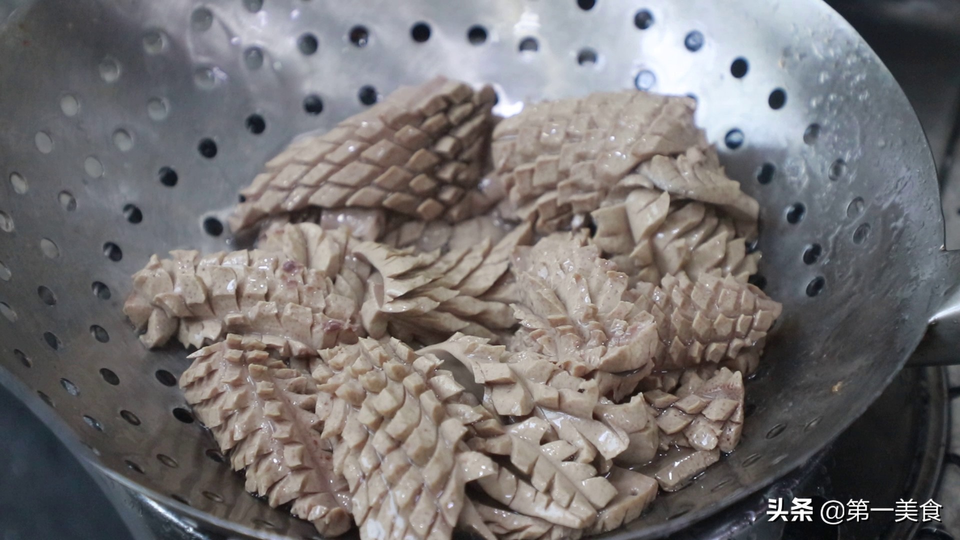 腰花这样做鲜嫩不老无腥味，教程详细易懂，好实用的家常做法