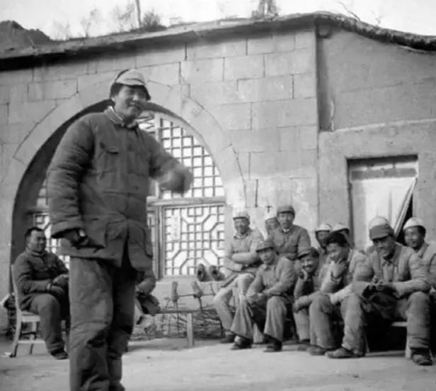 毛*东泽**：四渡赤水到底有多伟大？错一步将改写历史