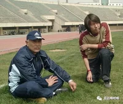 李铁吹刘海名场面,吹李铁刘海