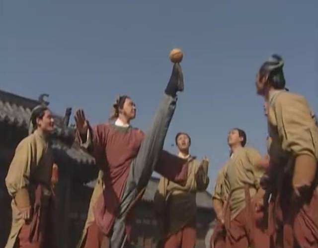 女足进球后脱衣庆祝,女足球员脱衣庆祝