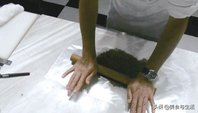 日销过万，上架就爆火的抹茶马卡龙，快跟日本西点大师学起来