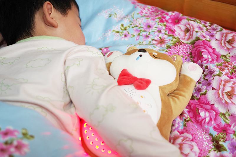 做翻译机的公司竟然推出了儿童产品，哄娃睡觉的神器