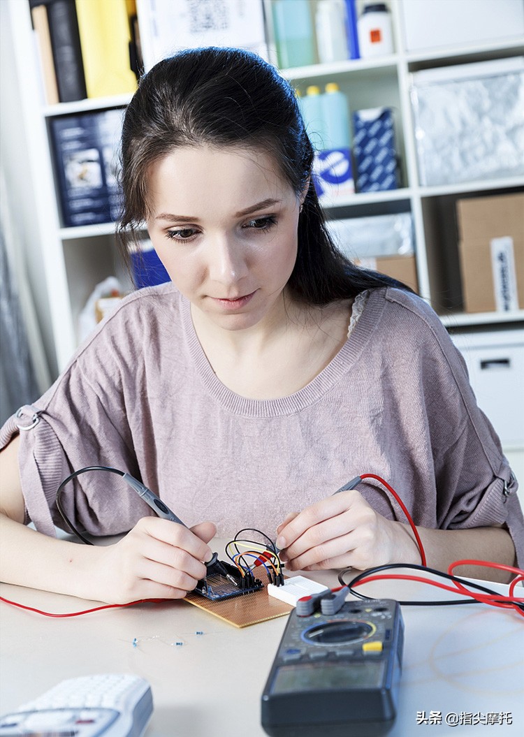 摩托车电动车全车没电怎么破？这个按部就班的方法车主也能做