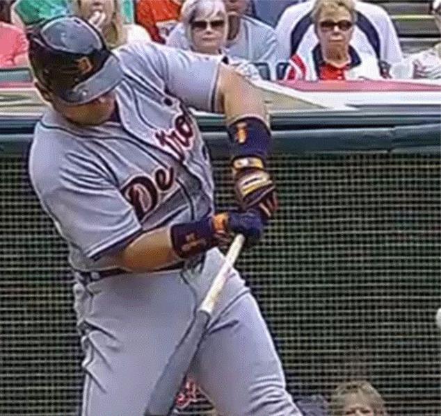 不懂物理的裁判造成世界杯经典冤案，物理学家发现了球的奇特运动